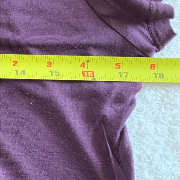 KISCHE - burgundy TOP short flowy cap sleeves, square neckline Medium - Picture 7 of 7